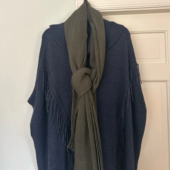 Olive Scarf Hand Tied Tassels Gorgeous All Season Use Ultimate Travel Accessory - Picture 5 of 7